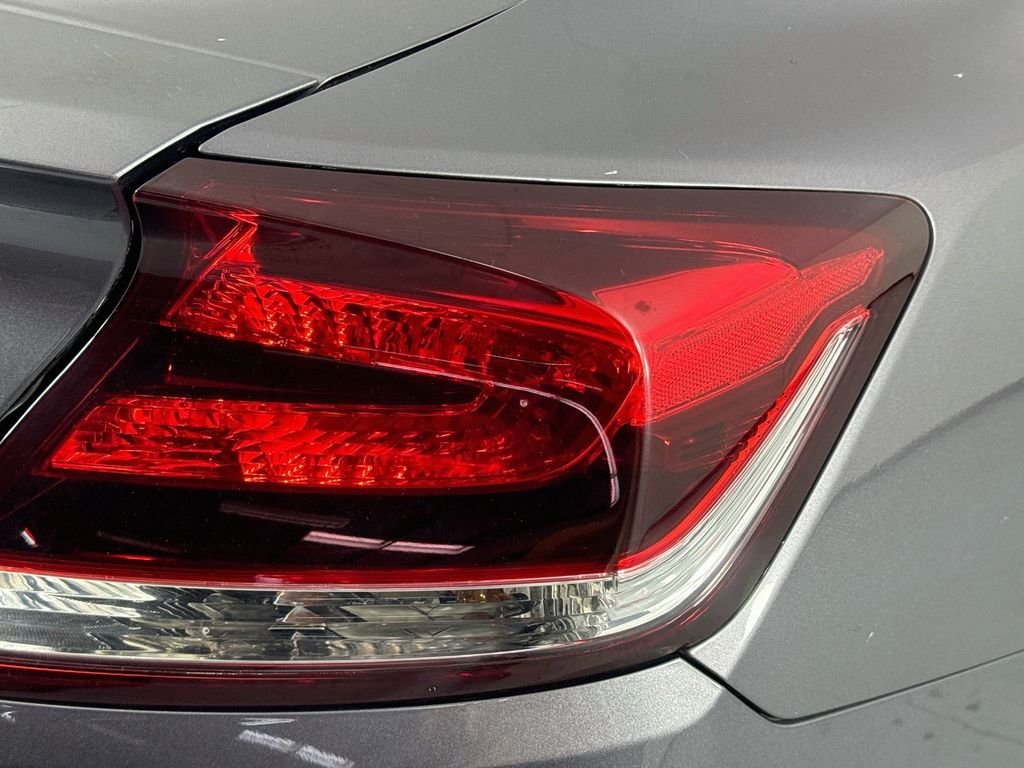 Used 2015 Gray Honda LX image 30