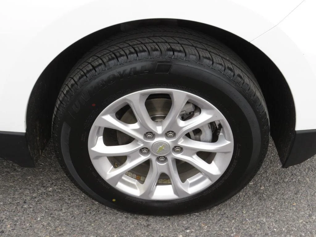 Used 2021 Summit White Chevrolet LT image 14