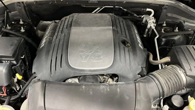 Used 2018 DB Black Clearcoat Dodge R/T image 29