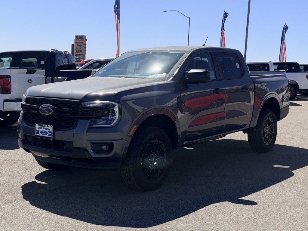 Used 2026 Gray Metallic Ford XLT image 4