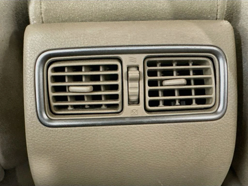 Used 2013 Beige Nissan 2.5 SV image 29