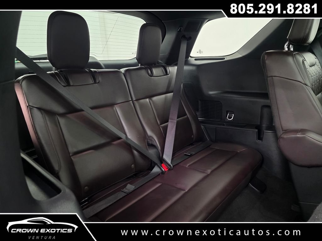 Used 2025 Gray Ford Platinum image 16
