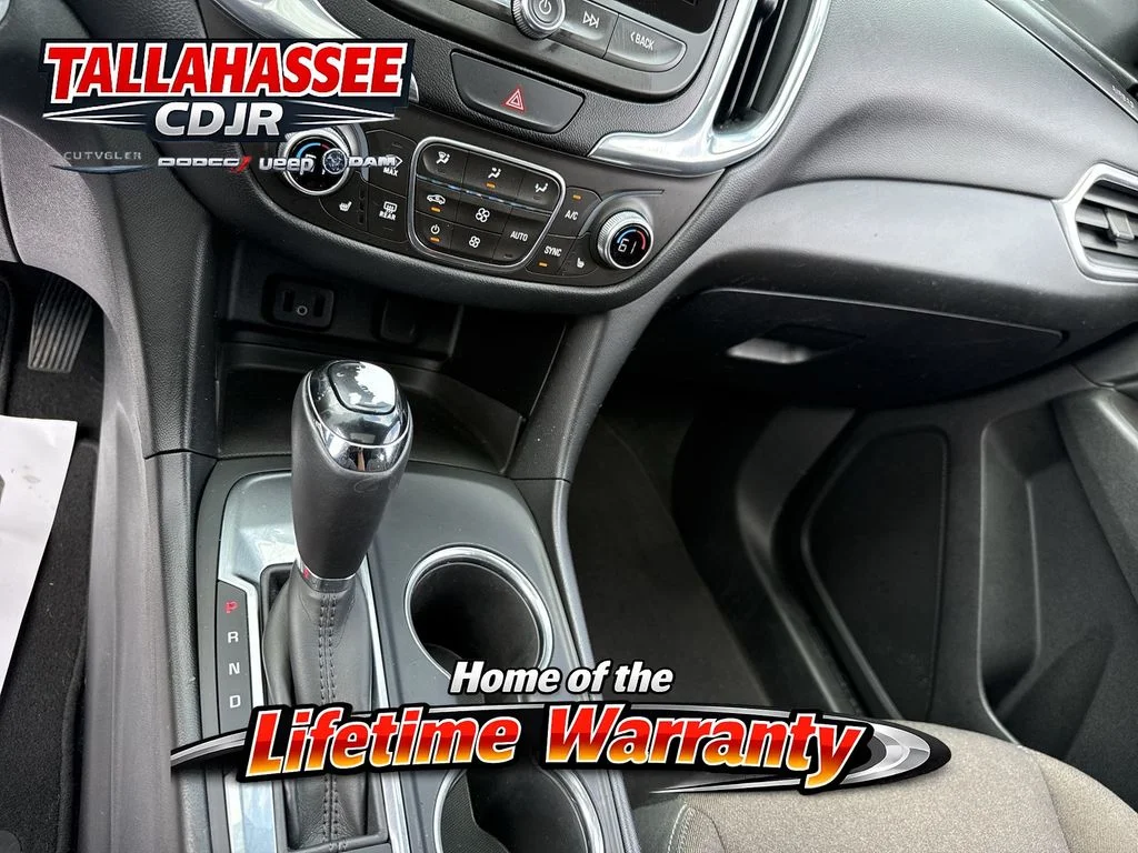 Used 2018 Pearl Chevrolet LT image 19