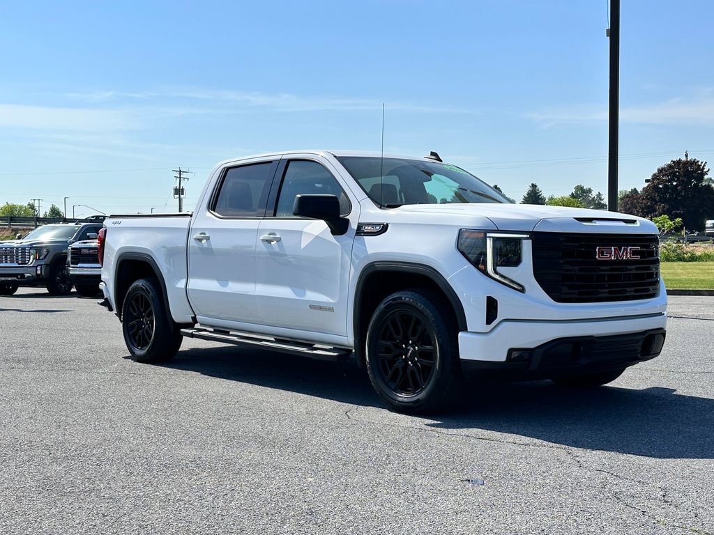2023 GMC Sierra 4WD Crew Cab Short Box Elevation's photo