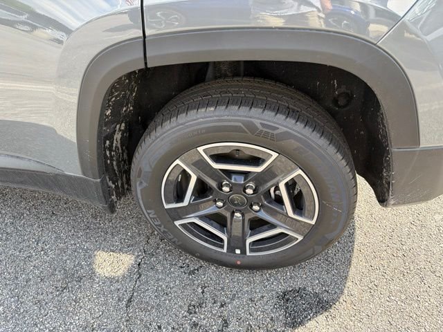 New 2026 Sting-Gray Clear-Coat Exterior Paint Jeep Laredo image 6