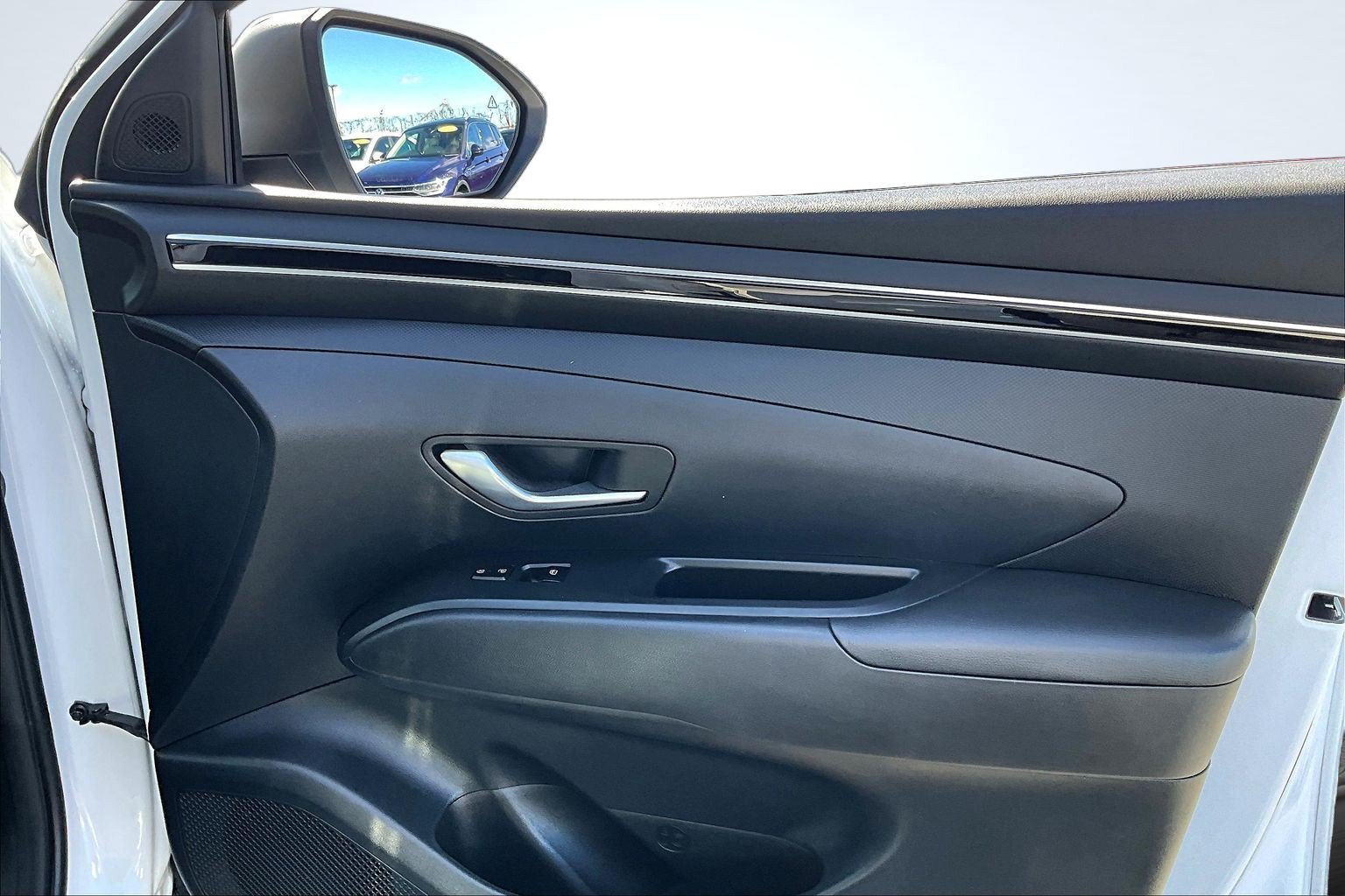 Used 2022 Gray Hyundai Blue image 24