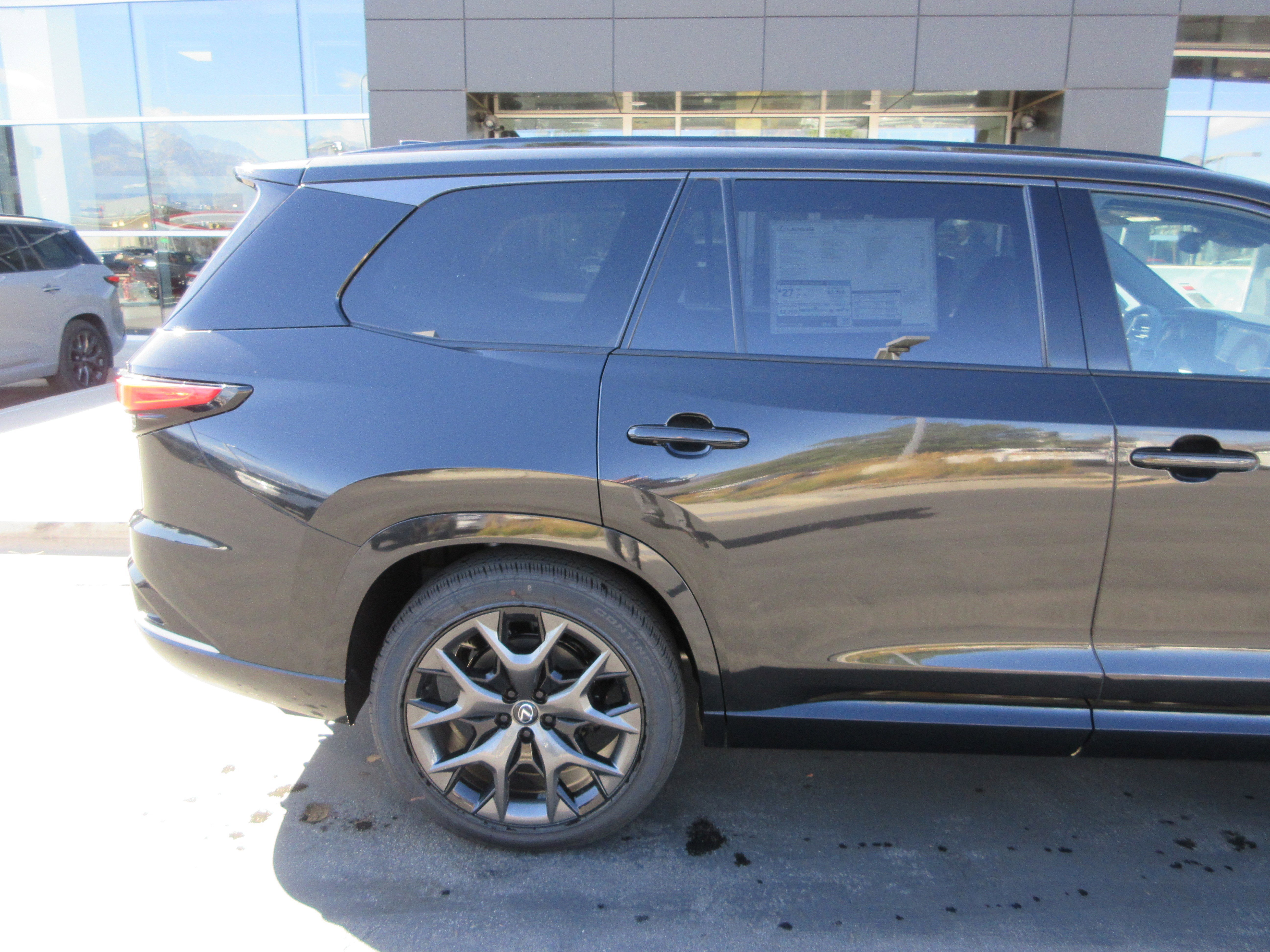 2026 Lexus TX 500h F-Sport Premium - Photo 11