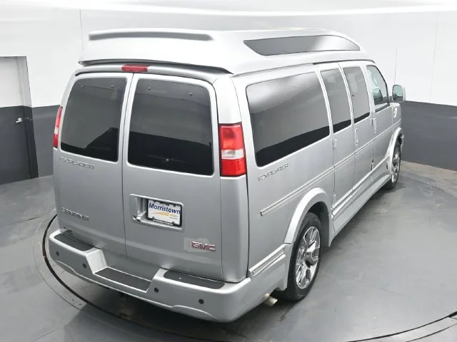 Used 2022 Silver GMC Work Van image 48