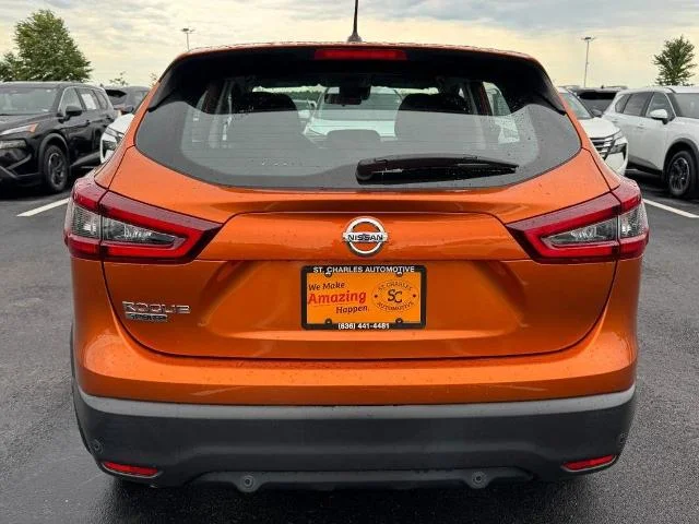 Certified Used 2021 Monarch Orange Nissan S image 4