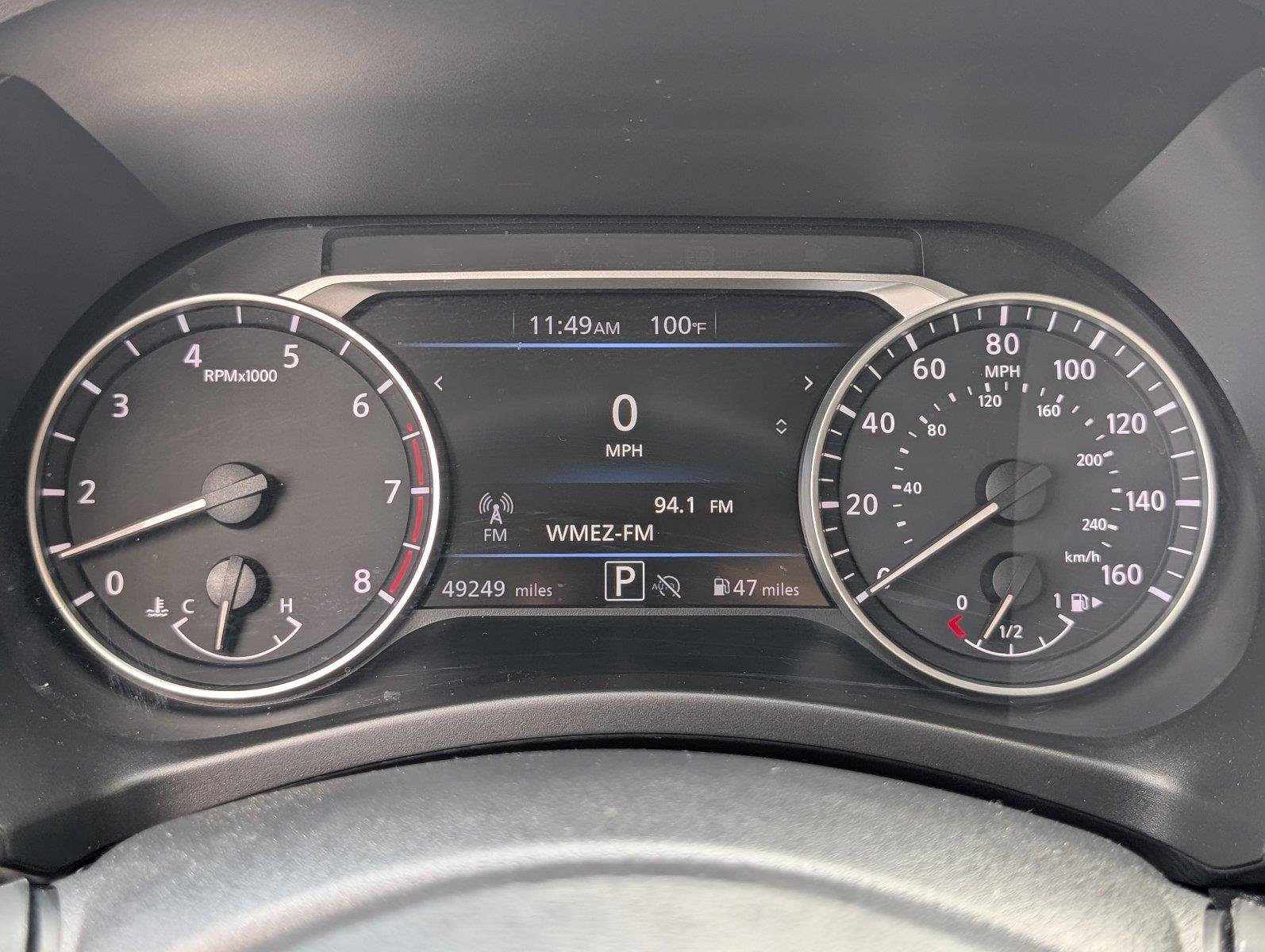Used 2025 Super Black Nissan SV image 27