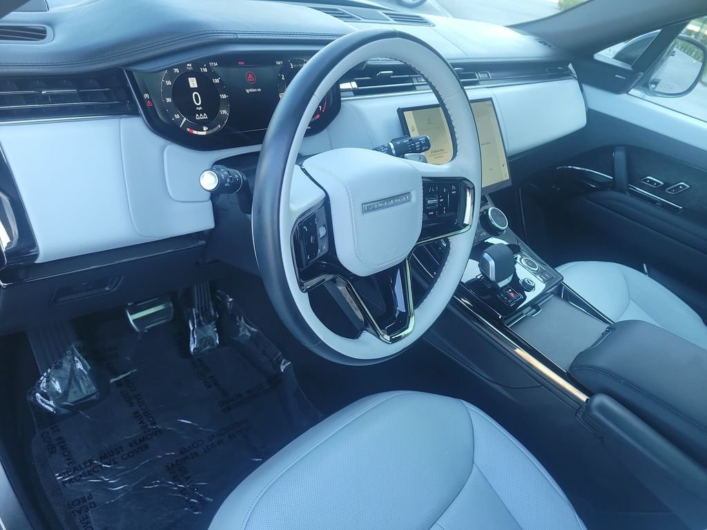 Certified Used 2023 Blue Land Rover SE Dynamic image 25