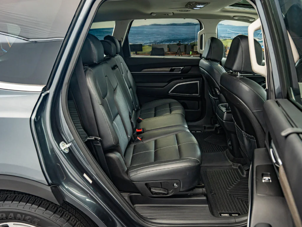 Used 2022 Gravity Gray Kia EX image 36