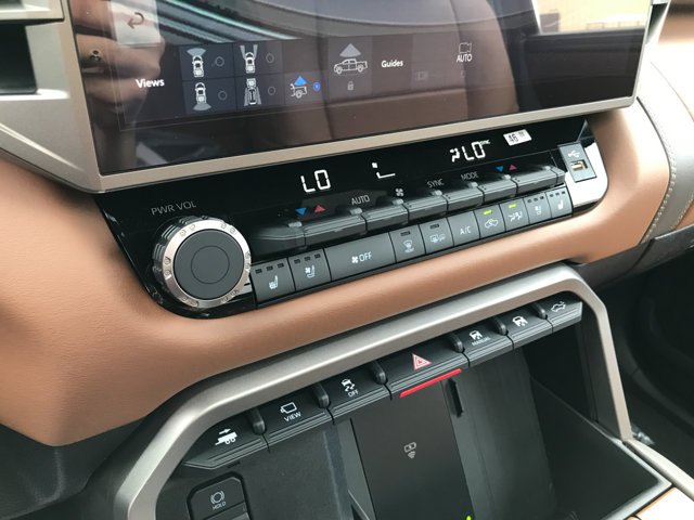2026 Toyota Tundra 1794 Edition - Photo 22