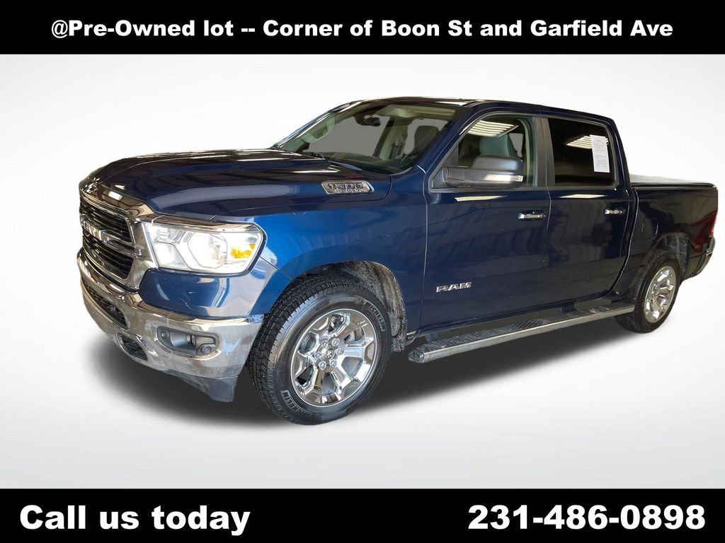 2019 RAM 1500 Big Horn/Lone Star 4x4 Crew Cab 5'7's photo