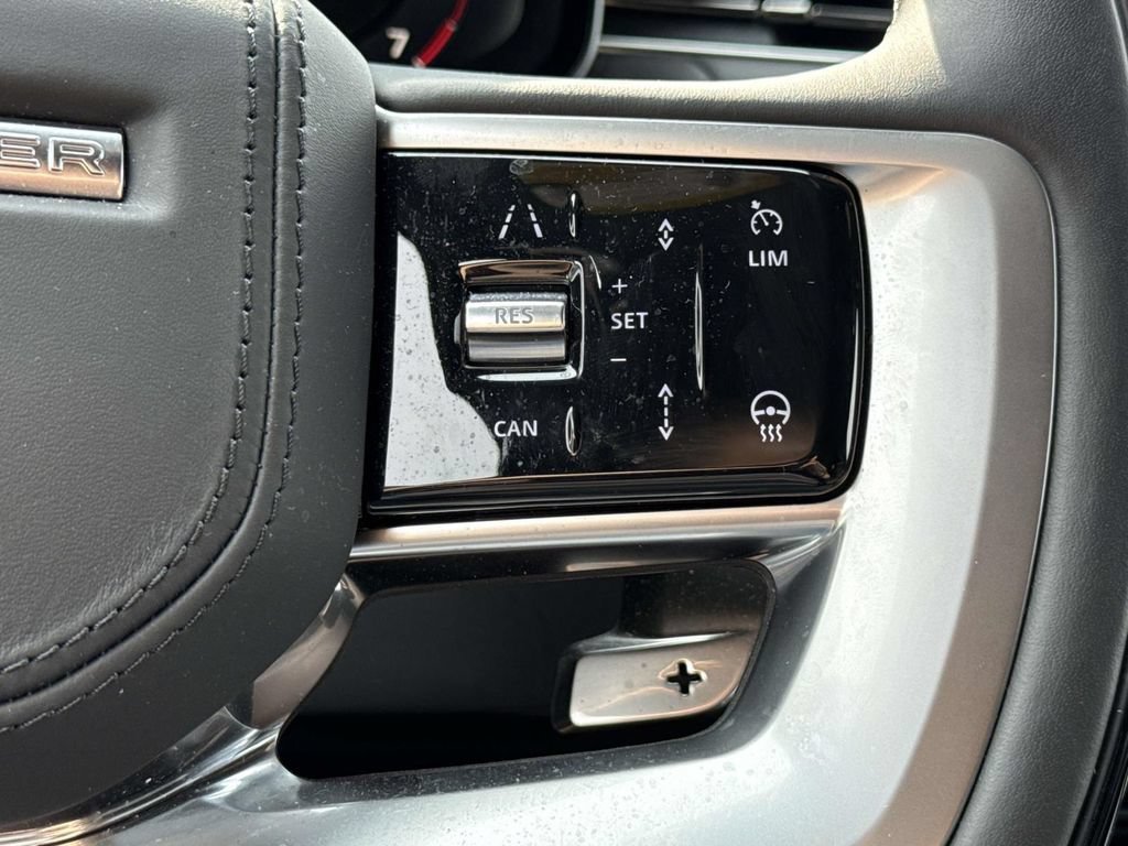 Used 2024 Black Land Rover Autobiography image 37