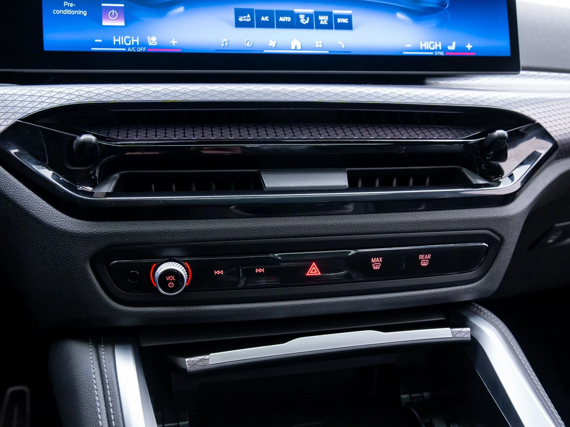 2026 BMW 4 Series 430i - Photo 28