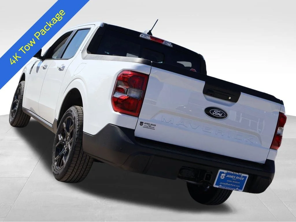 New 2026 Oxford White Ford Lariat® image 3