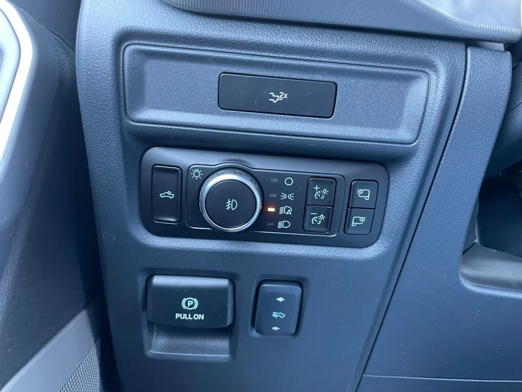 New 2026 Carbonized Gray Metallic Ford Lariat® image 48