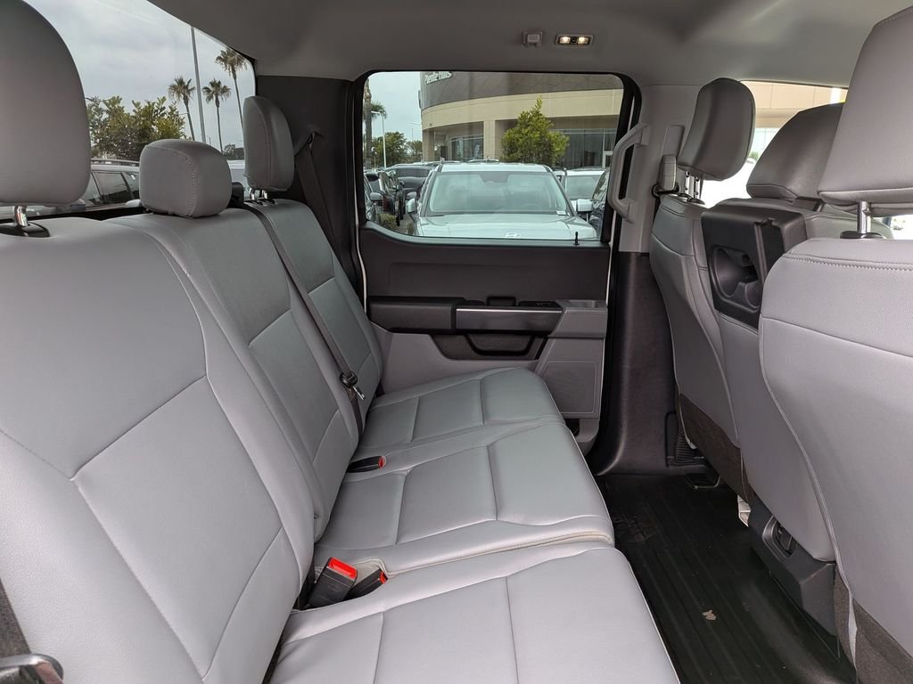 Used 2022 White Ford XL image 28
