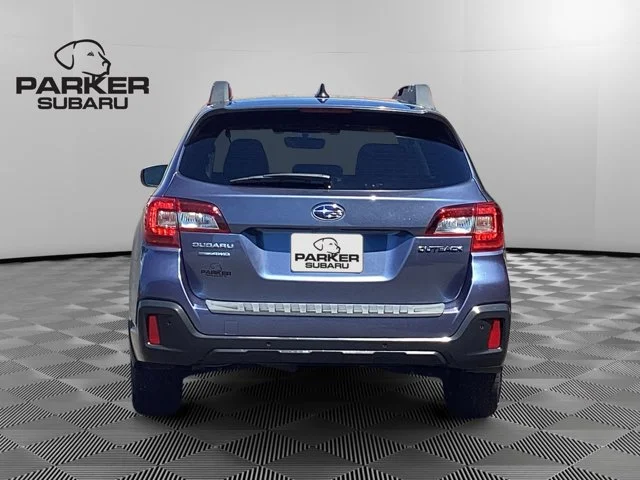 Used 2018 Twilight Blue Metallic Subaru Limited image 4