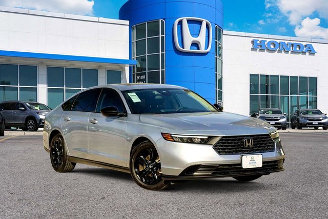 Certified Pre-Owned 2025 Honda Accord SE