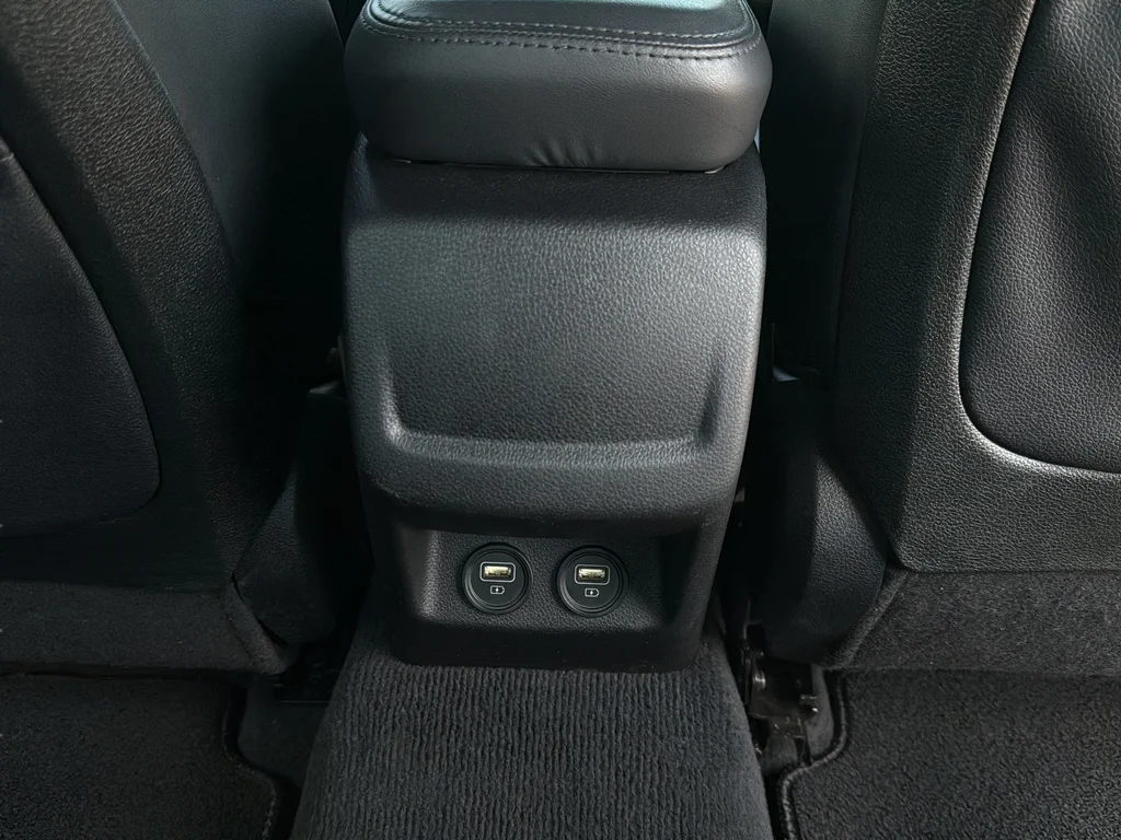 Used 2023 Glacial White Pearl Kia GT-Line image 20