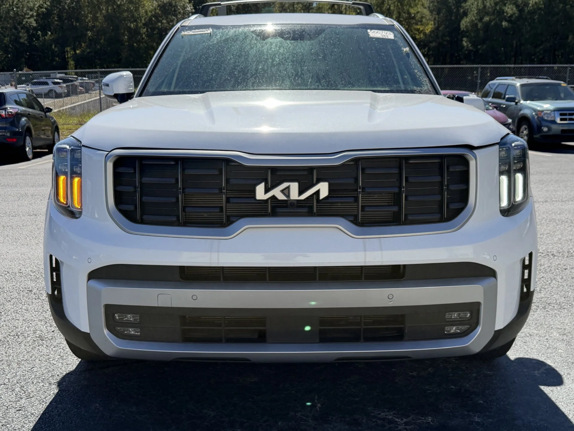 Used 2025 Glacial White Pearl Kia SX image 20