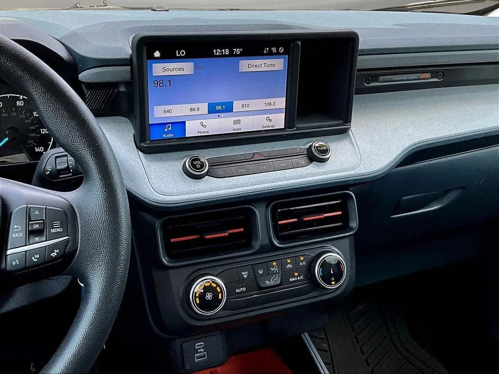 Used 2024 Black Ford XLT image 13