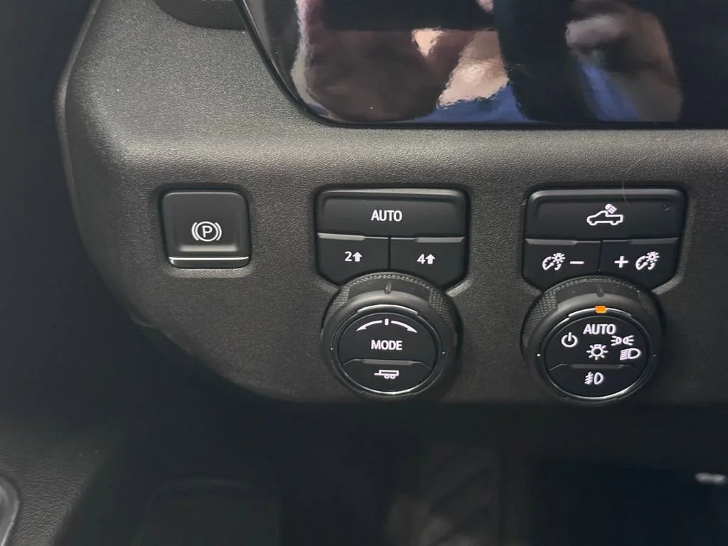 2023 Chevrolet Silverado 1500 RST - Photo 23
