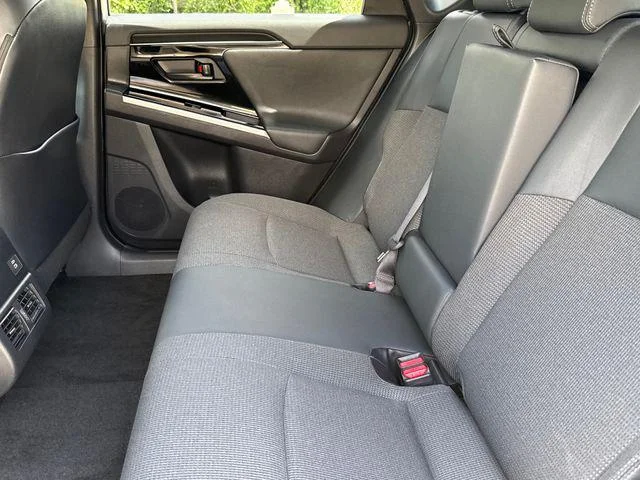 Certified Used 2024 ELEMENTAL SILVER Toyota XLE image 23