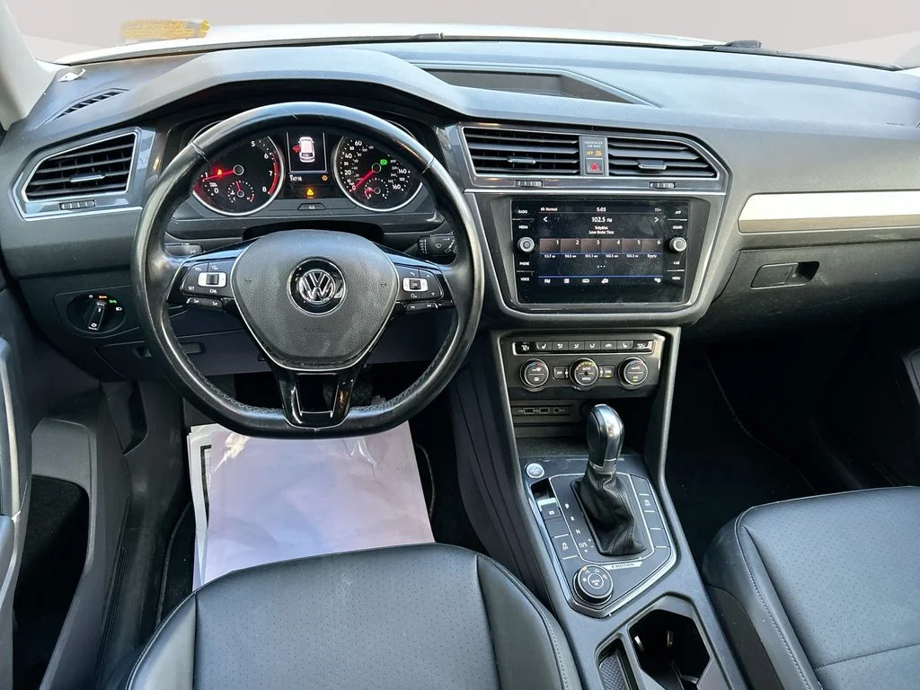 Used 2018 White Volkswagen 2.0T SE image 24