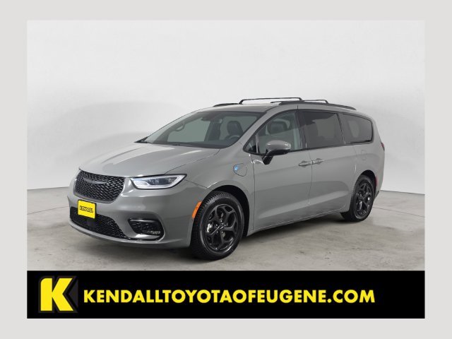 2023 Chrysler Pacifica Hybrid Touring L