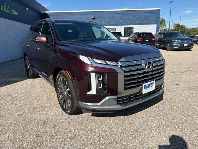 Used 2024 Sierra Burgundy Hyundai Calligraphy image 7