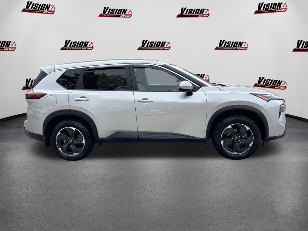 Used 2024 Silver Nissan SV image 8