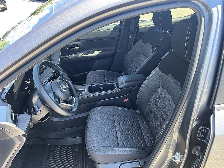 Used 2025 Gun Metallic Nissan SV image 13