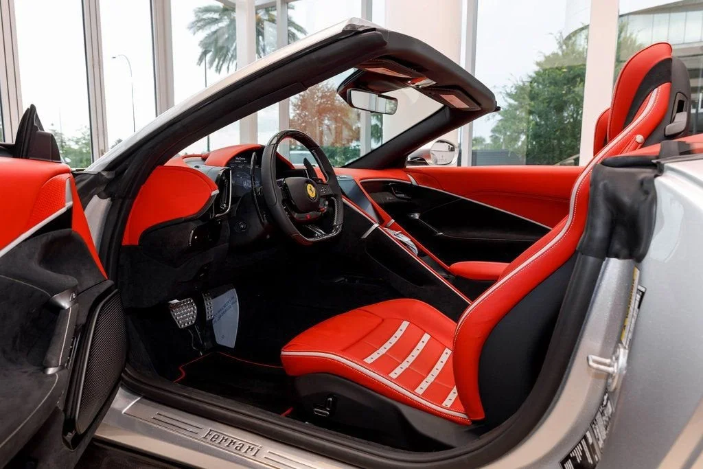 Used 2024 Sanusilver Ferrari Spider image 36