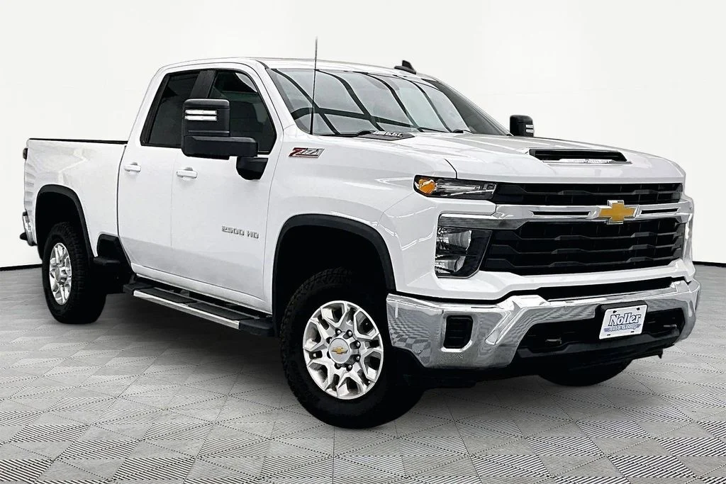 Certified Used 2024 Summit White Chevrolet LT image 12