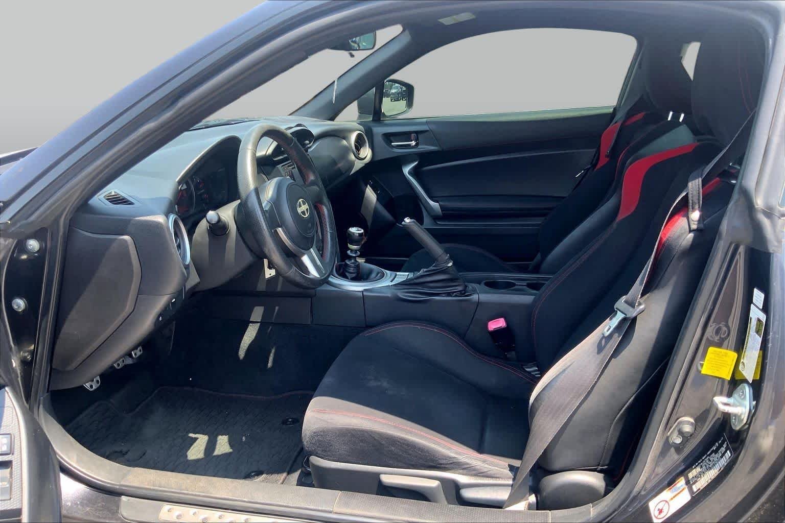Pre-Owned 2013 Scion FR-S