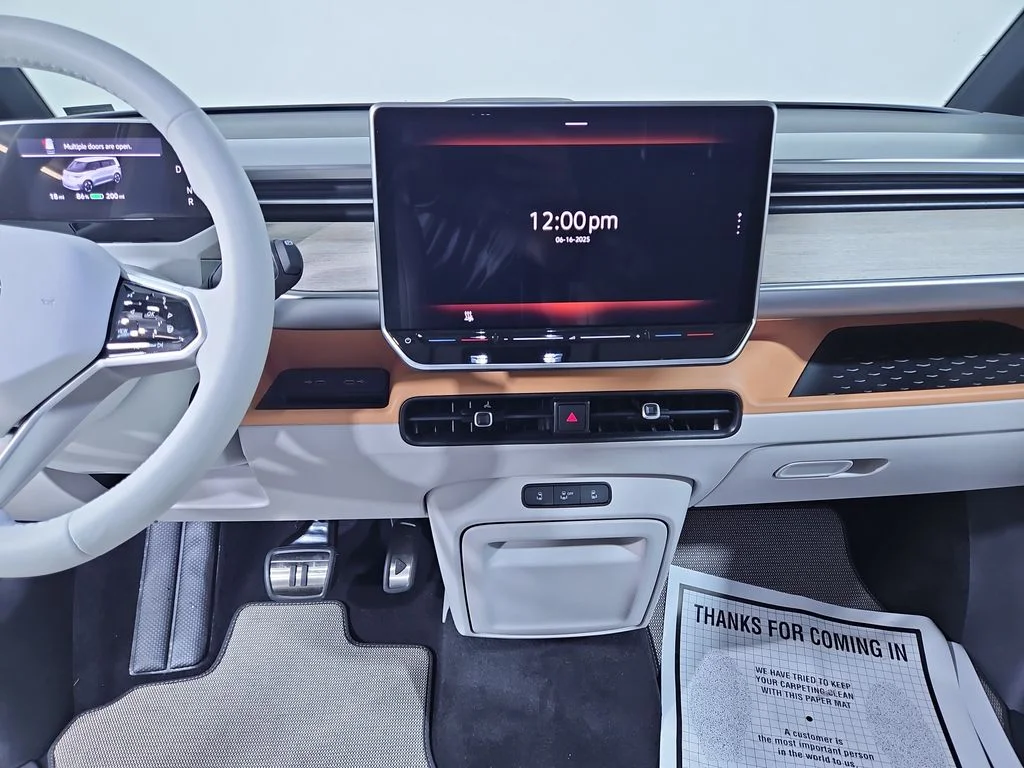 2025 Volkswagen ID. Buzz 1st Edition - Photo 17