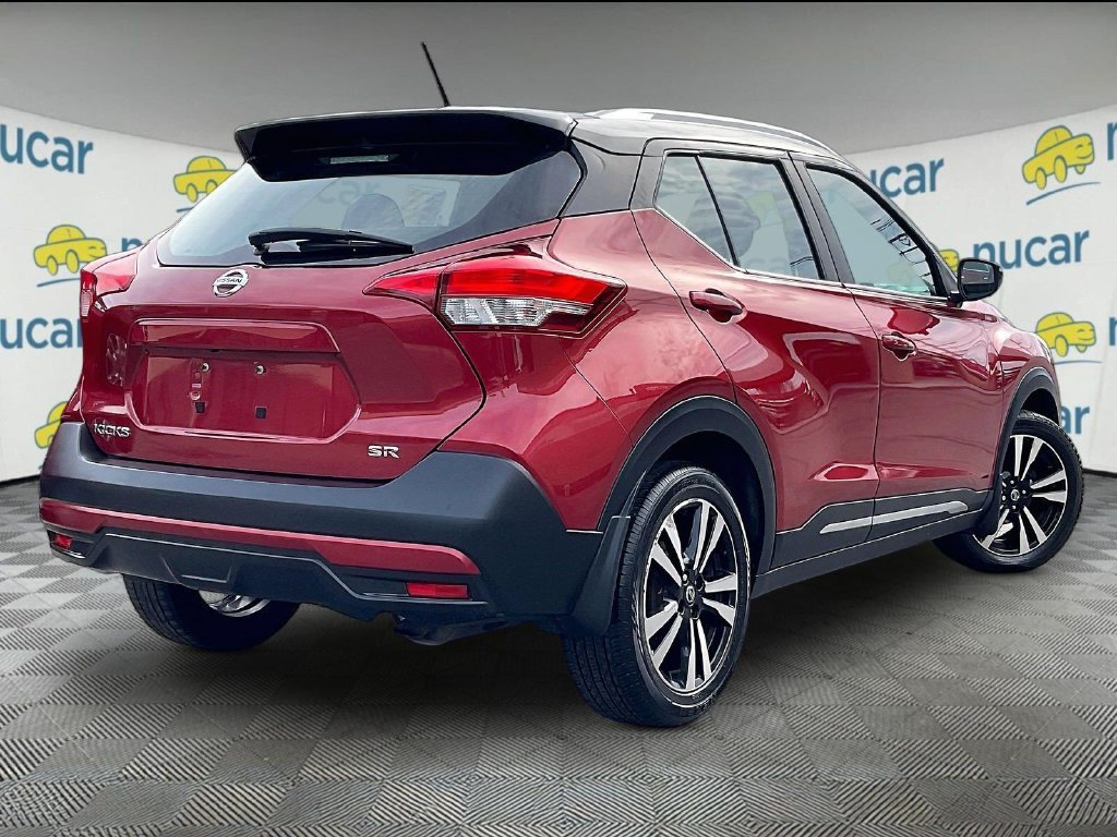 Used 2019 Red Nissan SR image 6