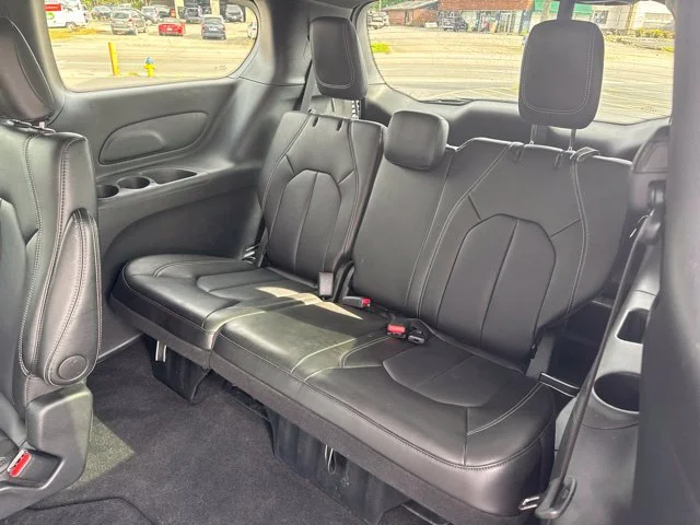 2026 Chrysler Pacifica Select - Photo 8