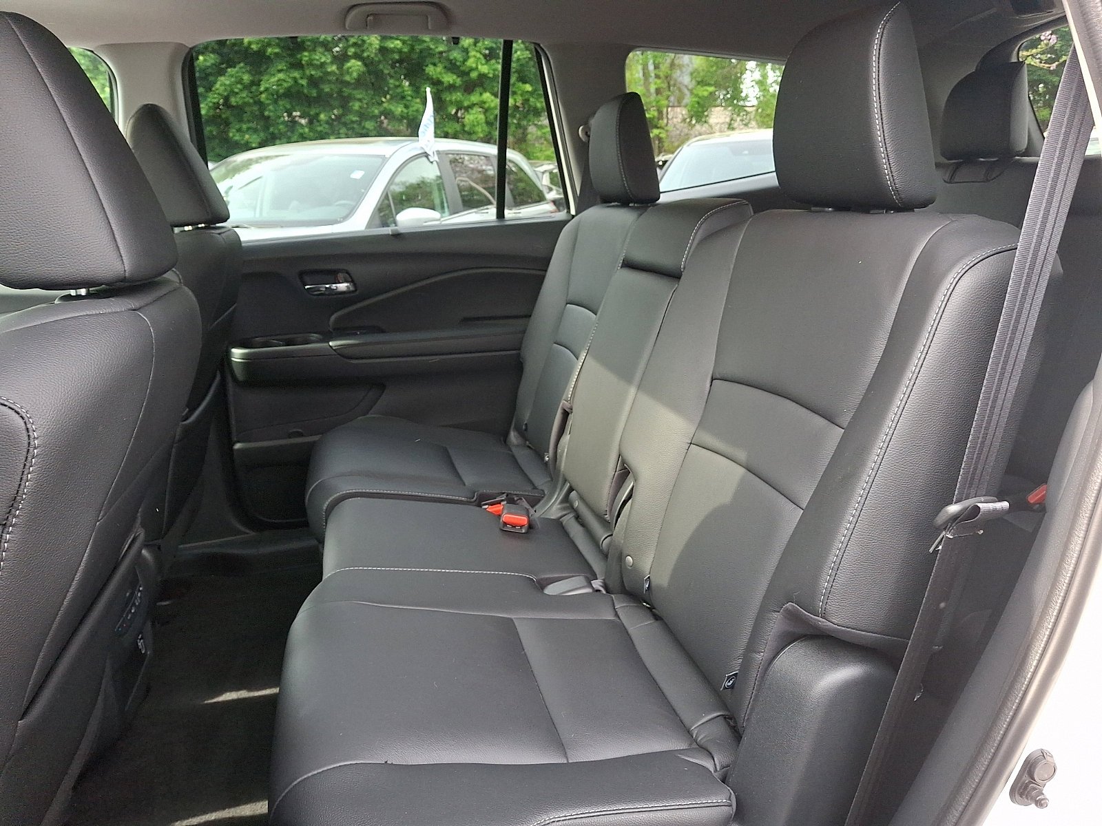 2022 Honda Pilot SE - Photo 9