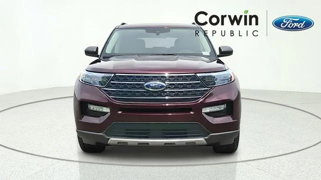Certified Used 2023 Red Metallic Ford XLT image 2