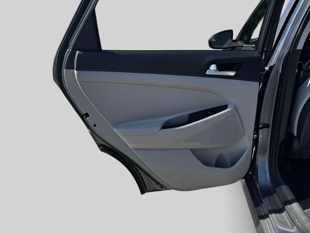 Used 2019 Gray Hyundai SE image 11