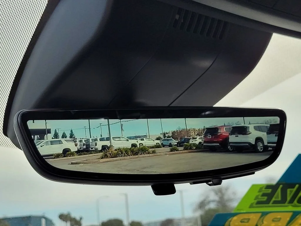 2026 GMC Yukon XL Denali - Photo 30
