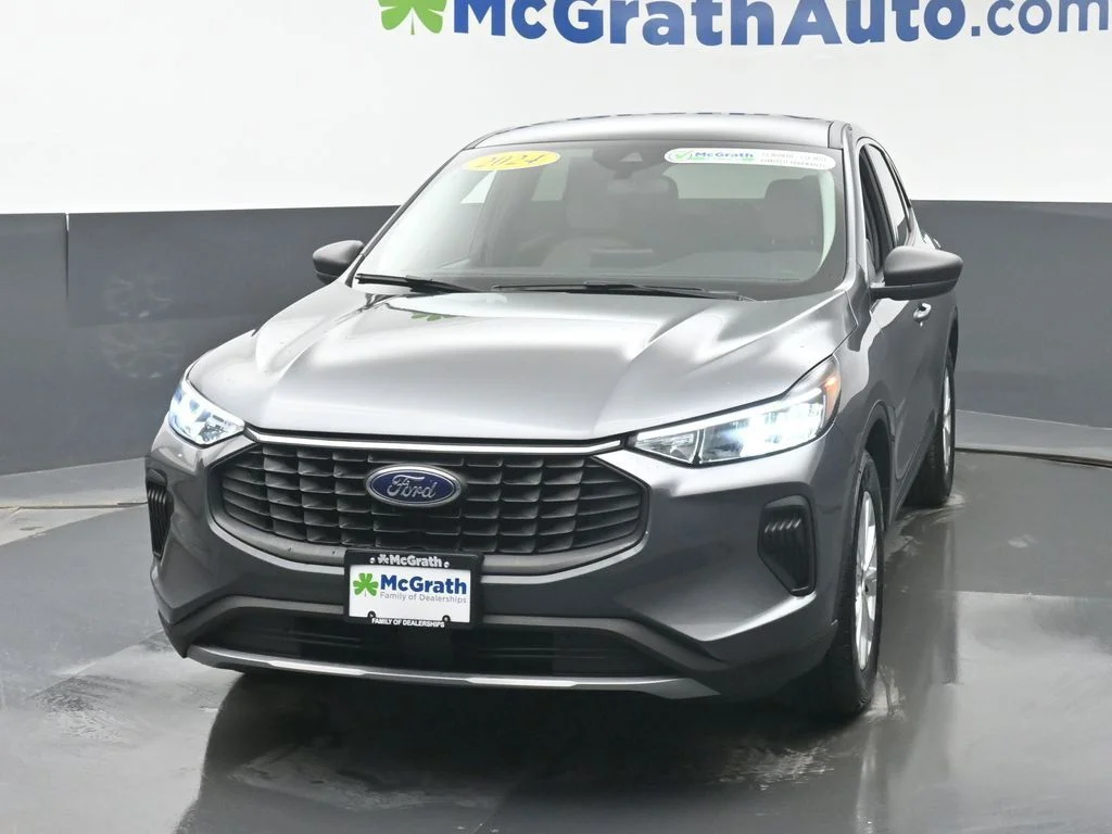 Used 2024 Gray Ford Active image 7