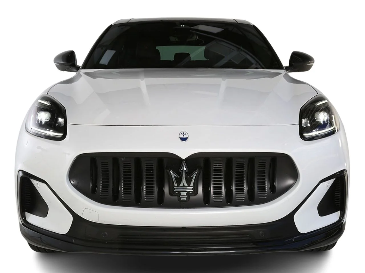 Used 2025 Black Maserati Folgore image 2