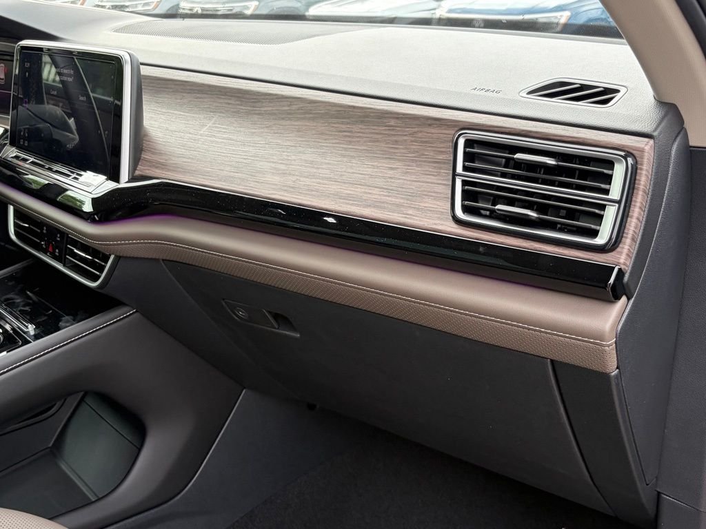 New 2026 Pure Gray Volkswagen 2.0T SEL image 13
