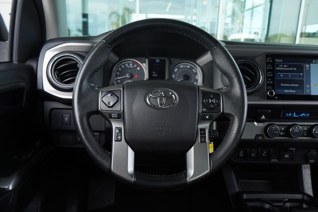 Used 2021  Toyota SR5 image 22