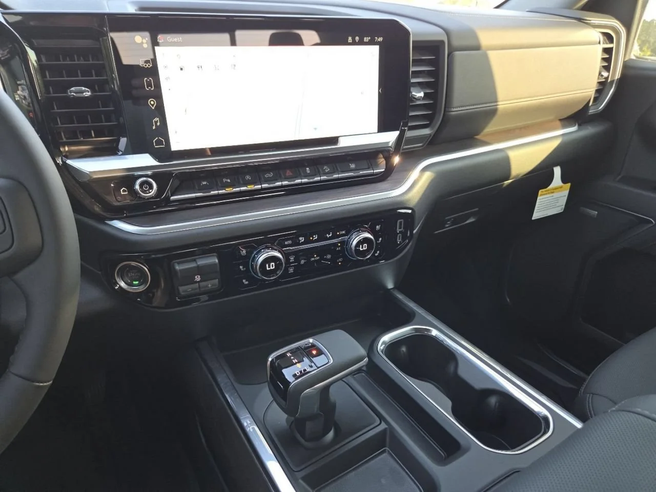 New 2026 Glacier White Tricoat GMC SLT image 32